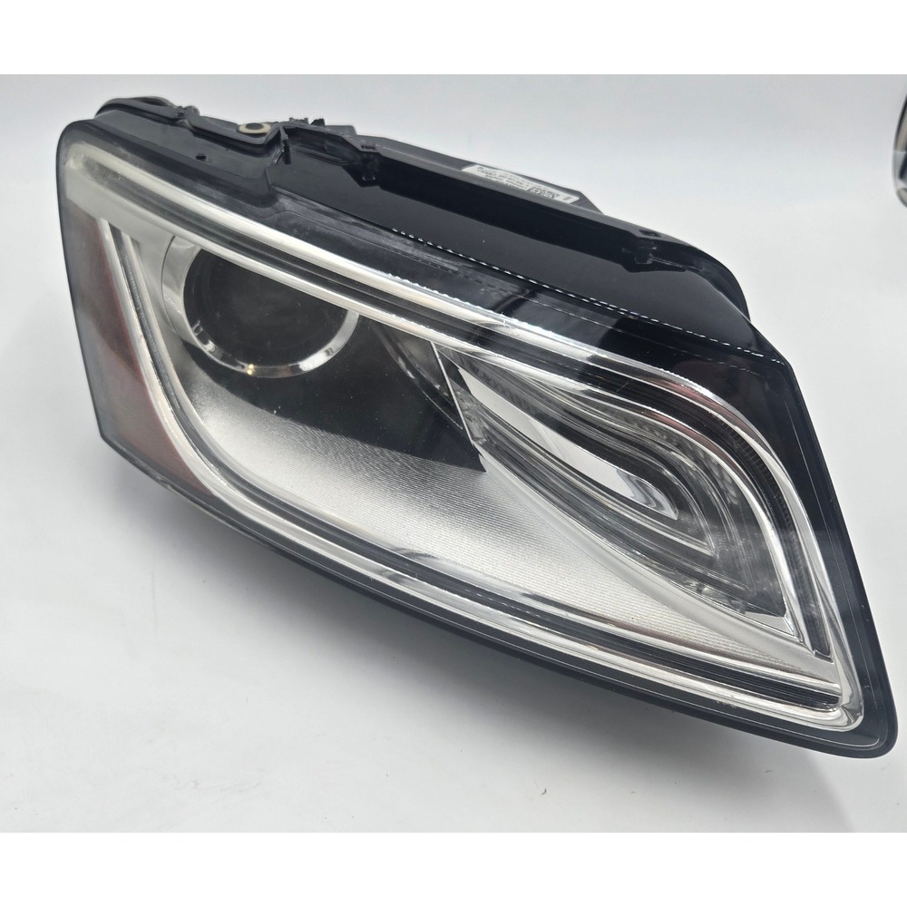 2014-2017 Audi Q5 SQ5 RH LED AFS Headlight OEM 8R0941032E One Broken Tab